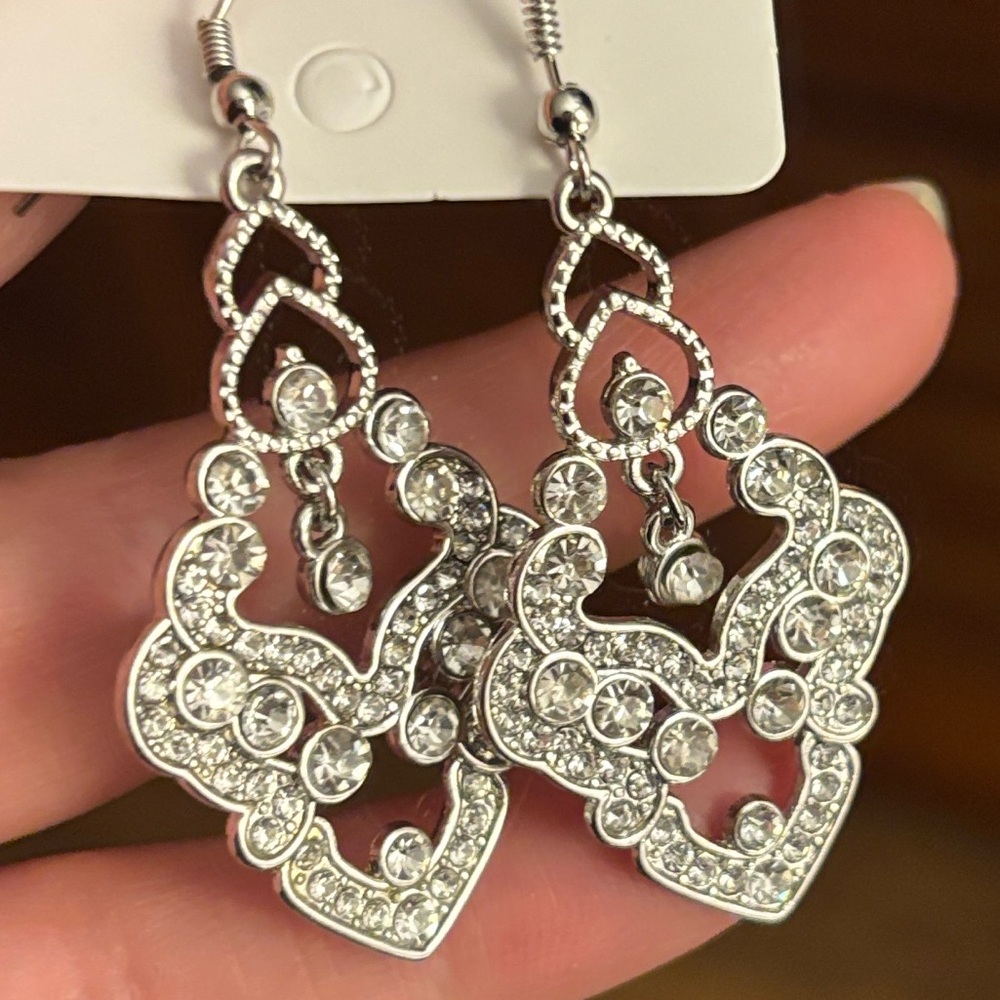 Silver Crystal Drop Dangle Earrings - Elegant Sparkle
